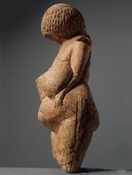 La Vénus de Kostionki, de Kostionki, région de Voronej, vers 23 000 av. J.-C.